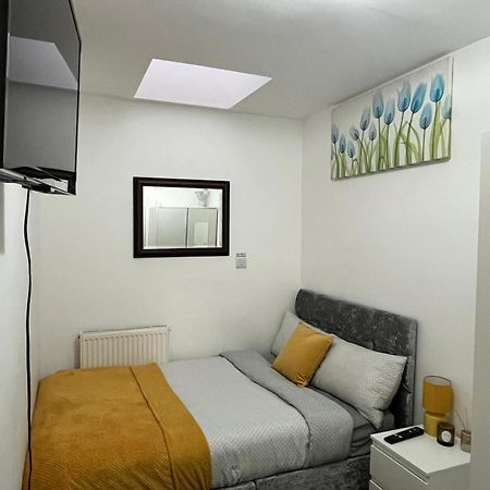 Home Away Londra Esterno foto