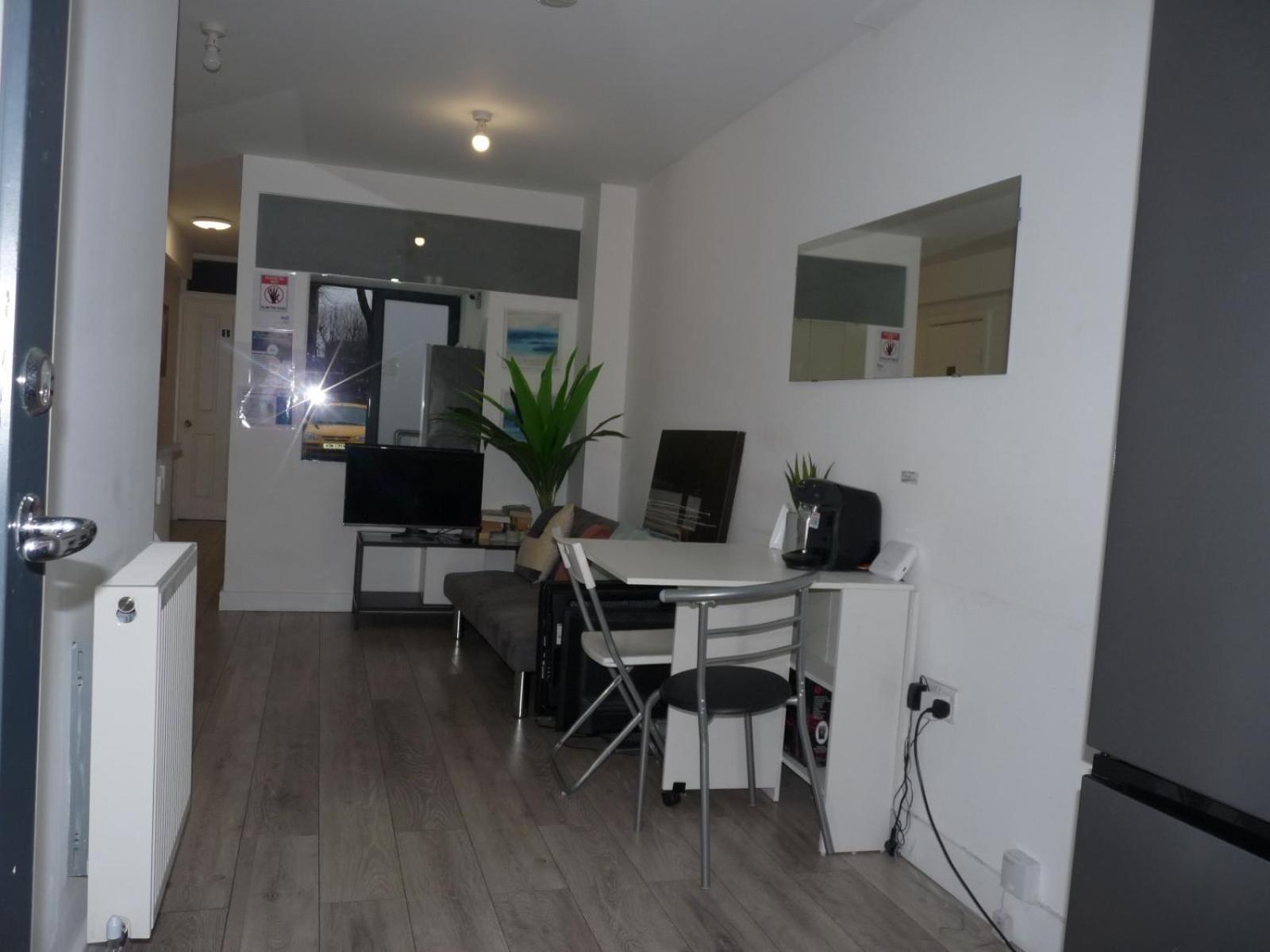 Home Away Londra Esterno foto