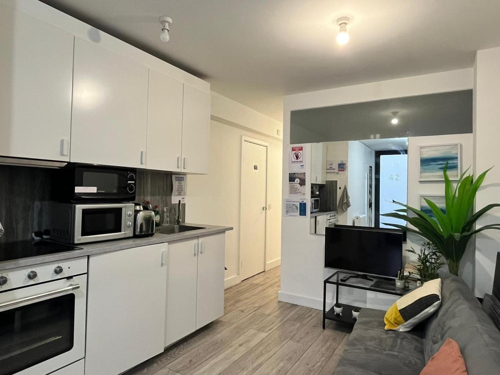 Home Away Londra Esterno foto
